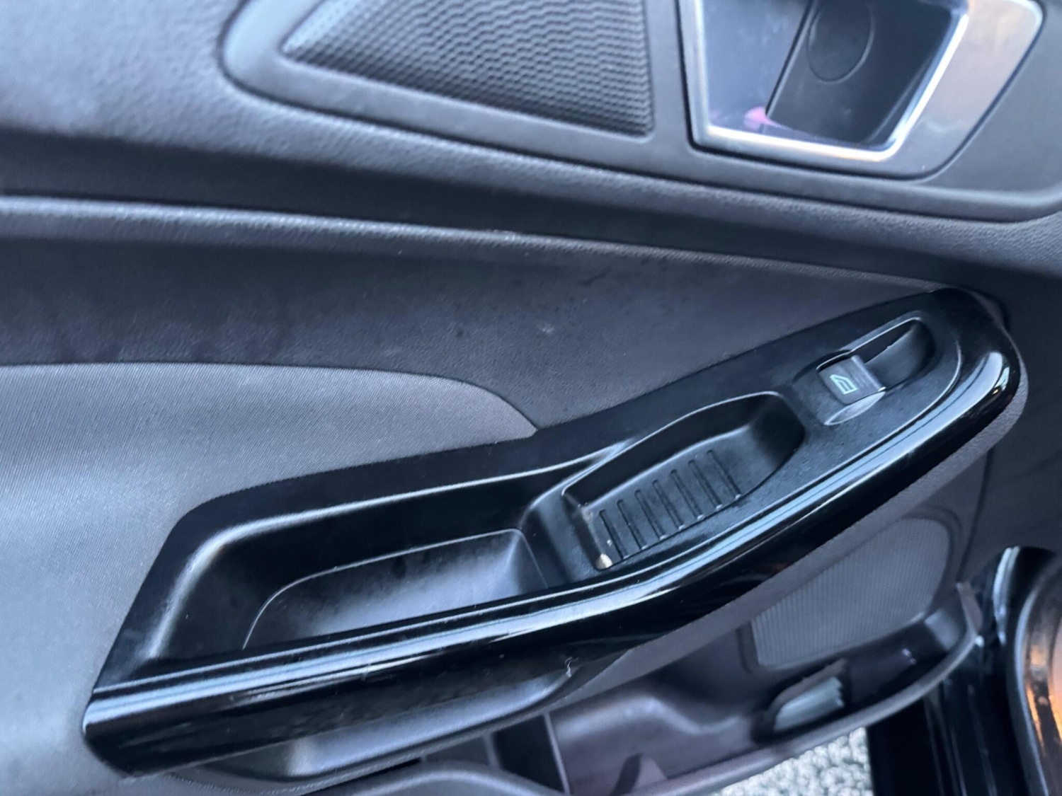 Used Ford Fiesta 2014 for sale - 76786700: Photo 17