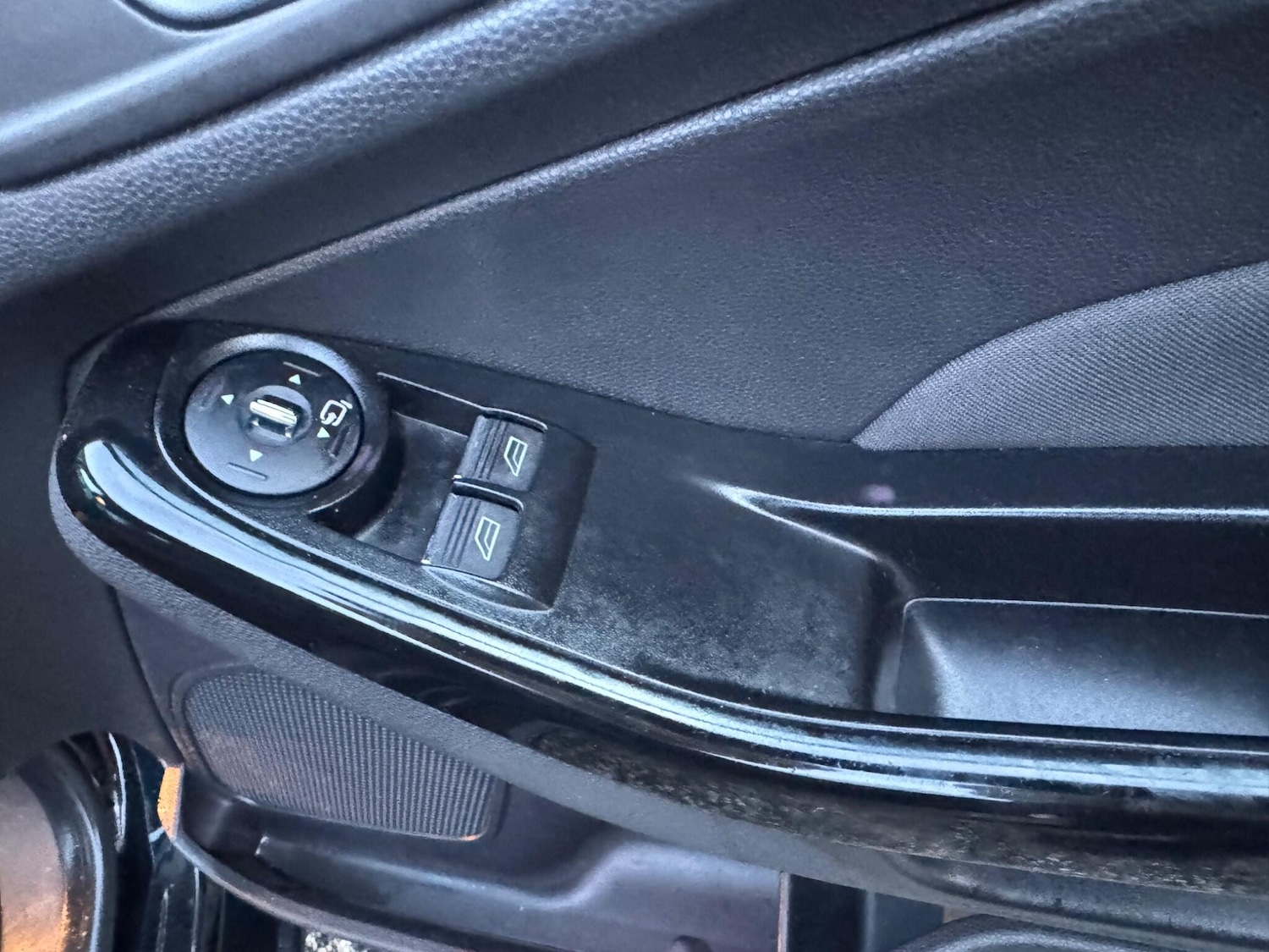 Used Ford Fiesta 2014 for sale - 76786700: Photo 27