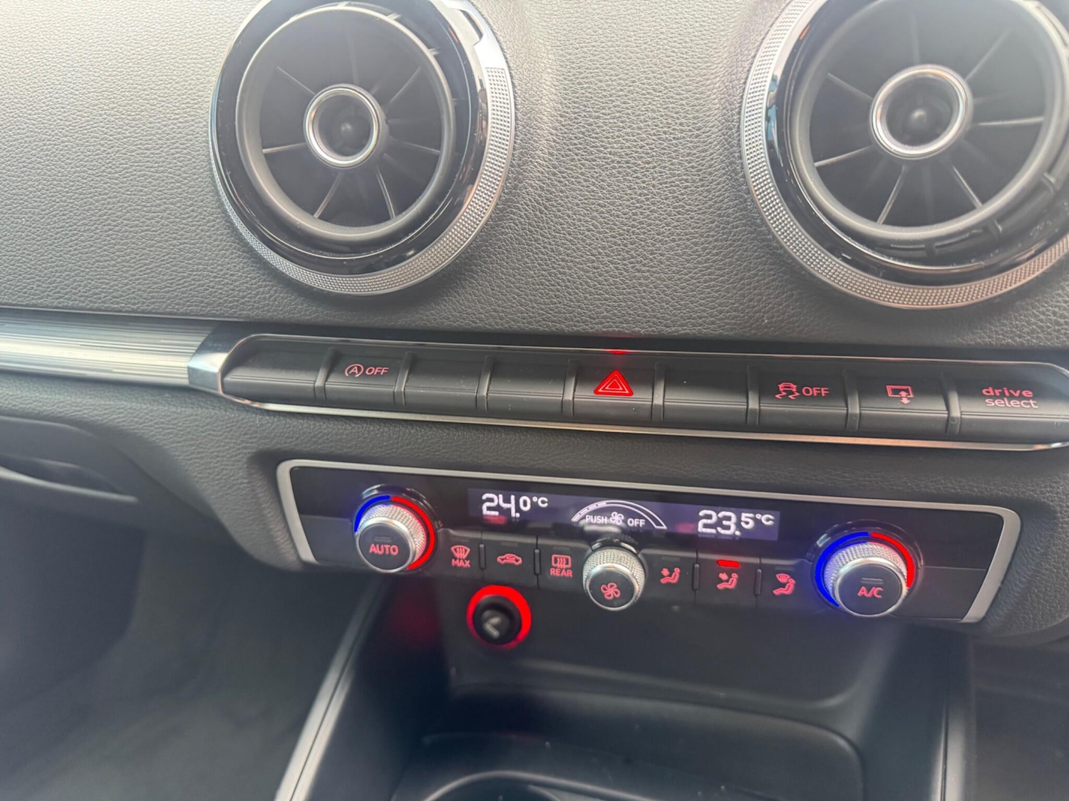 Used Audi A3 2014 for sale - 76786551: Photo 13