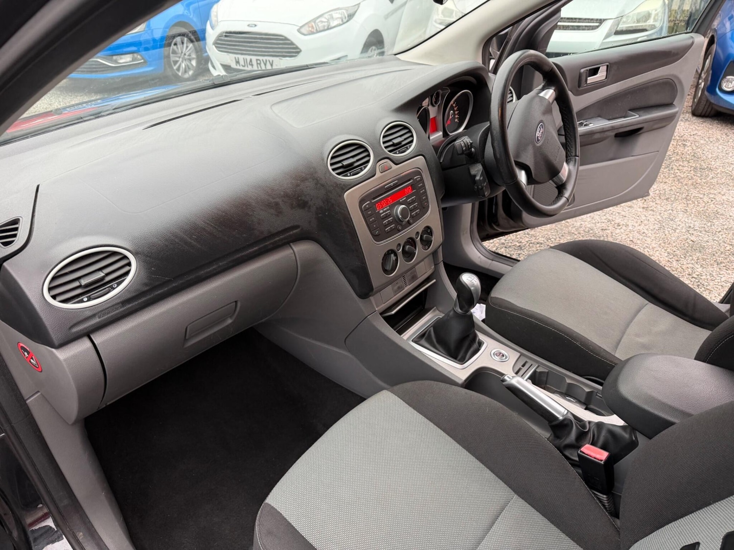 Used Ford Focus 2010 for sale - 77425942: Photo 14