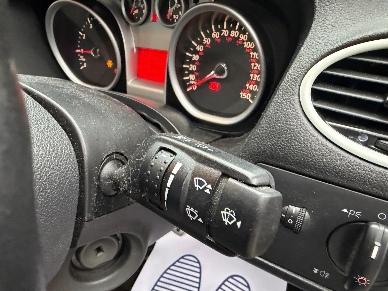 Used Ford Focus 2010 for sale - 77425942: Photo 26