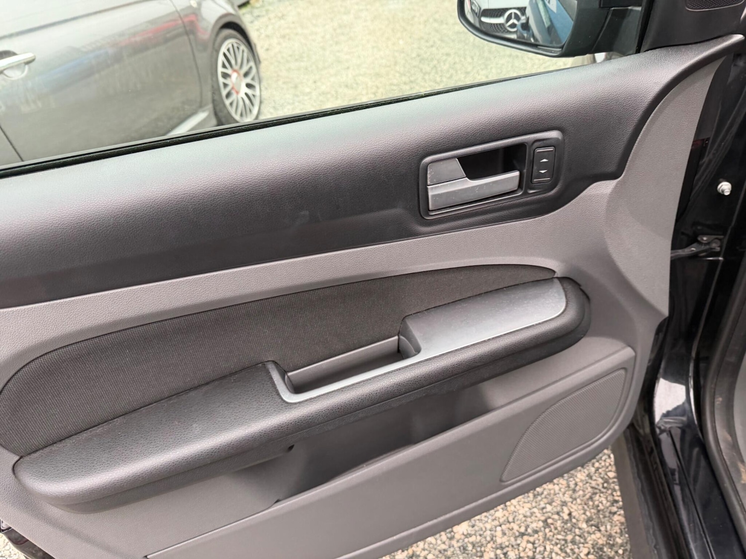 Used Ford Focus 2010 for sale - 77425942: Photo 28