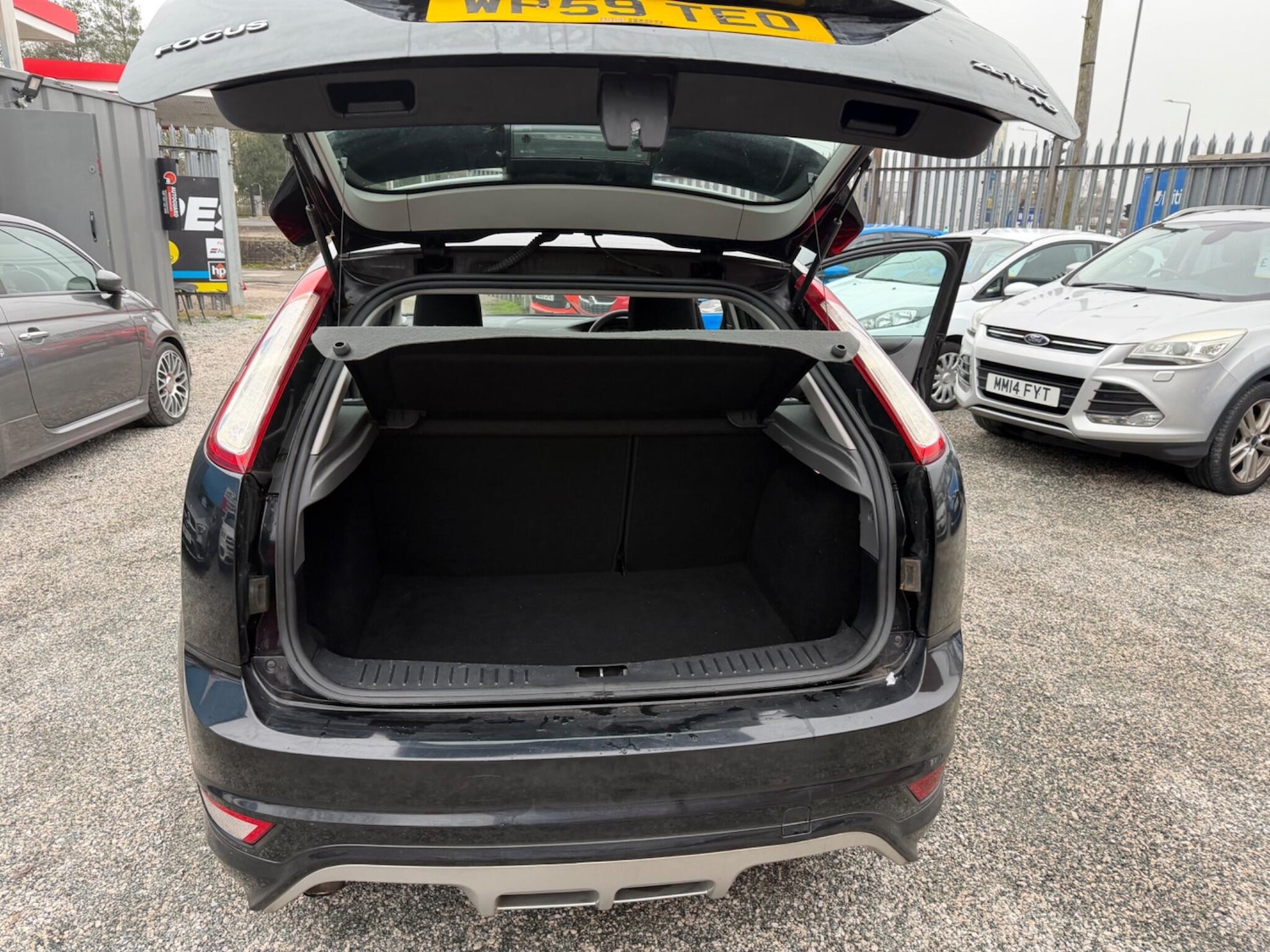 Used Ford Focus 2010 for sale - 77425942: Photo 31