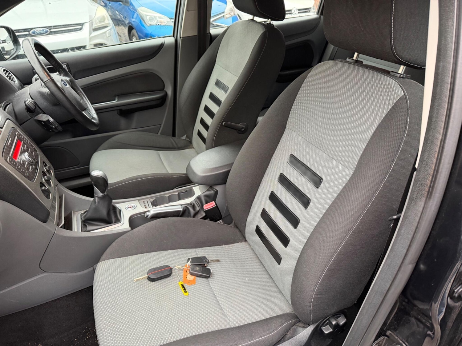 Used Ford Focus 2010 for sale - 77425942: Photo 35