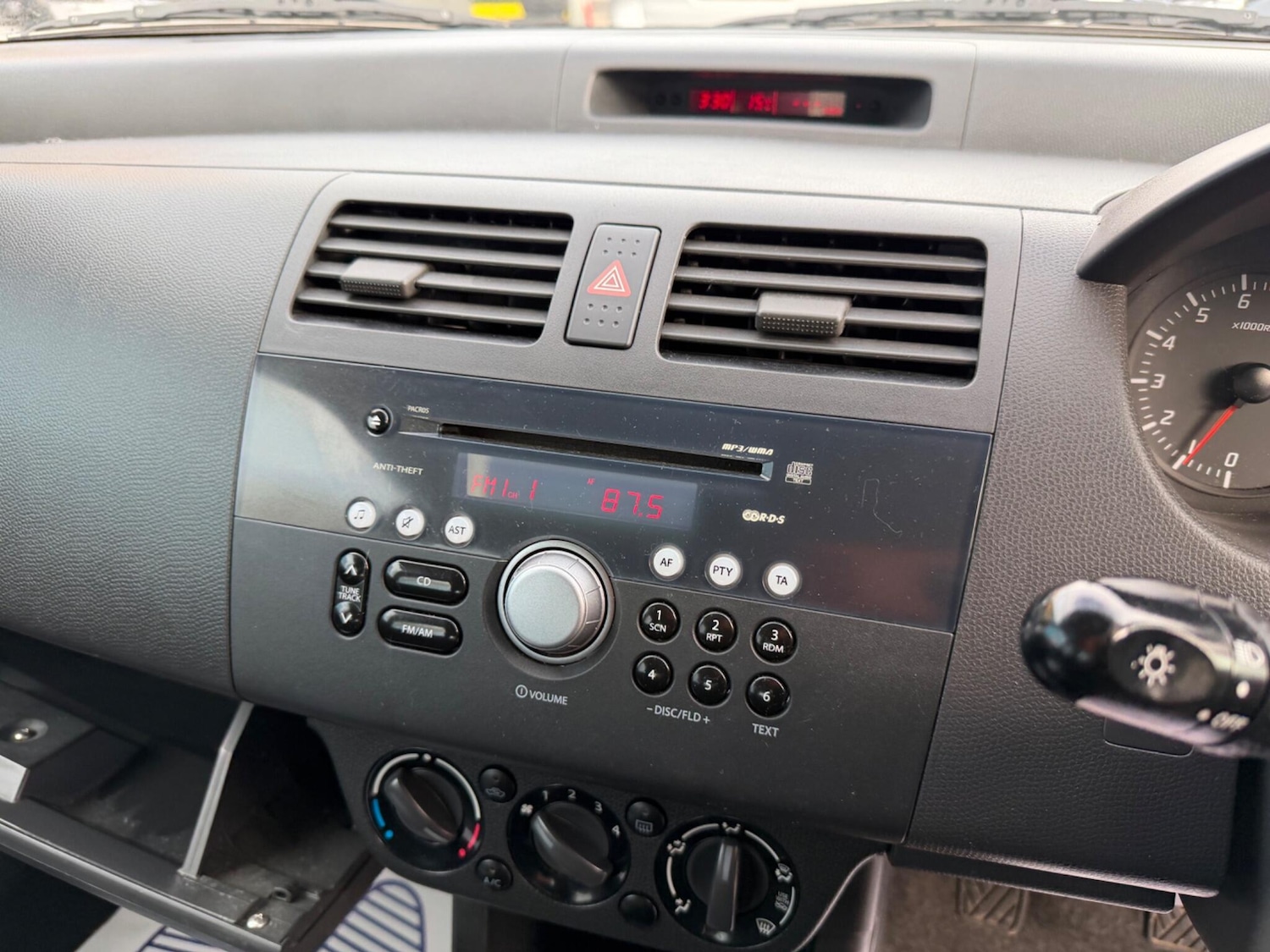 Used Suzuki Swift for sale - 78128193: Photo 17