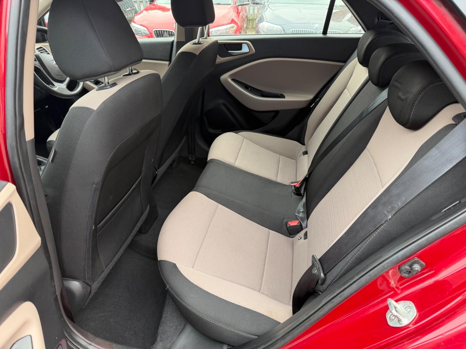 Used Hyundai i20 2015 for sale - 77705282: Photo 21