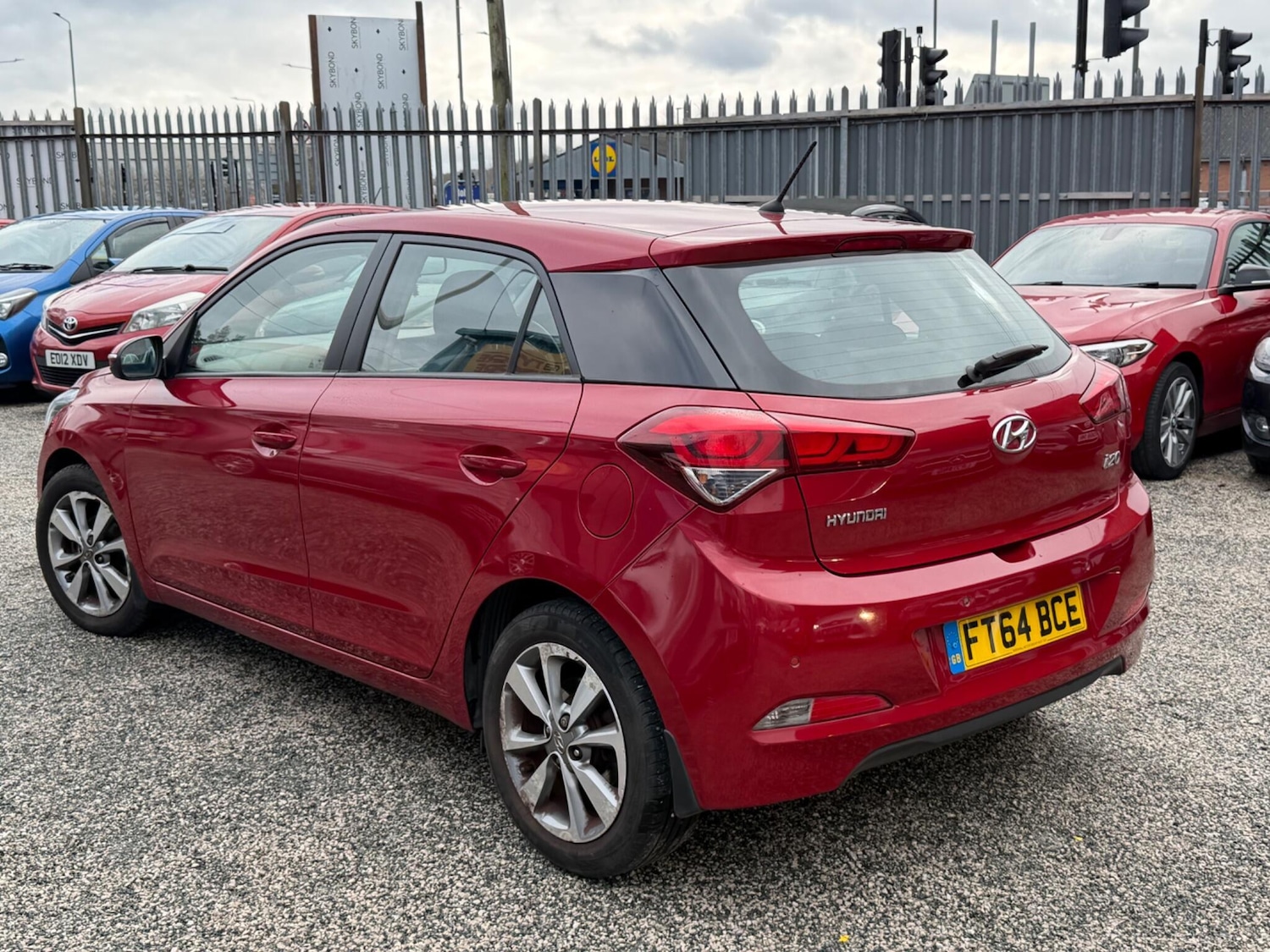 Used Hyundai i20 2015 for sale - 77705282: Photo 3