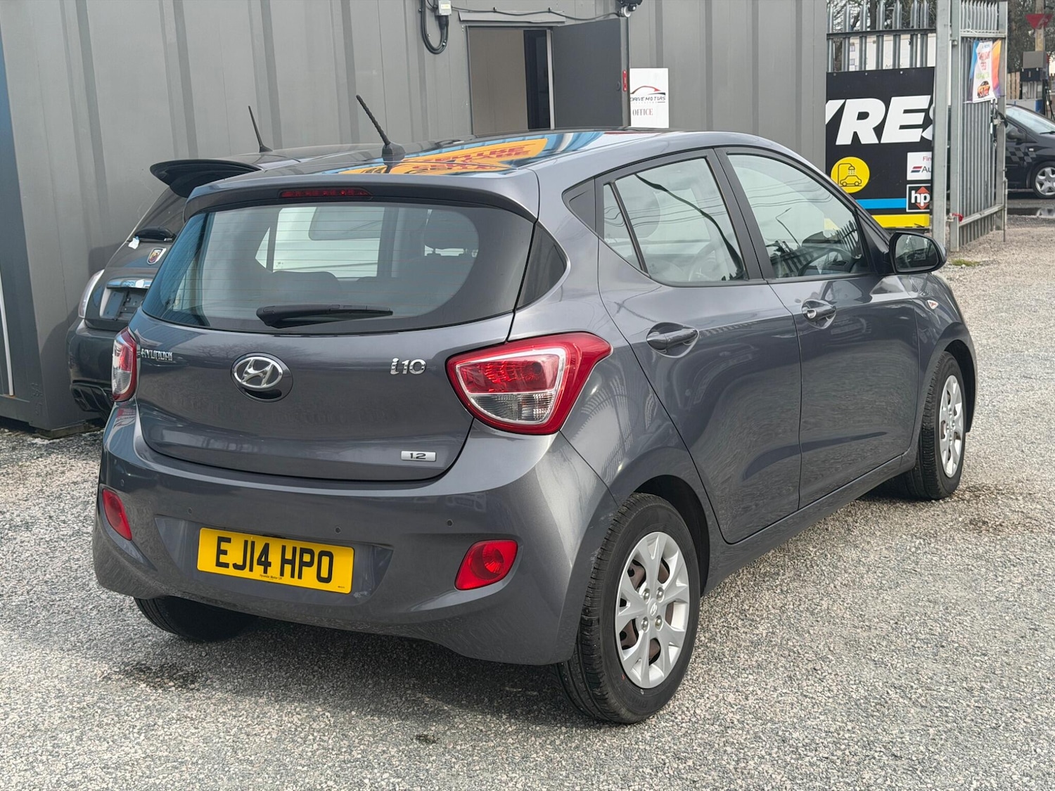 Used Hyundai i10 2014 for sale - 77993496: Photo 11