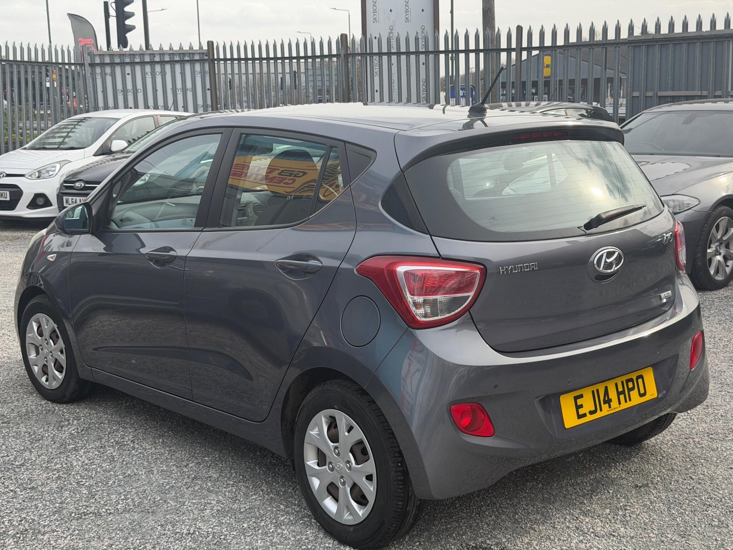 Used Hyundai i10 2014 for sale - 77993496: Photo 4