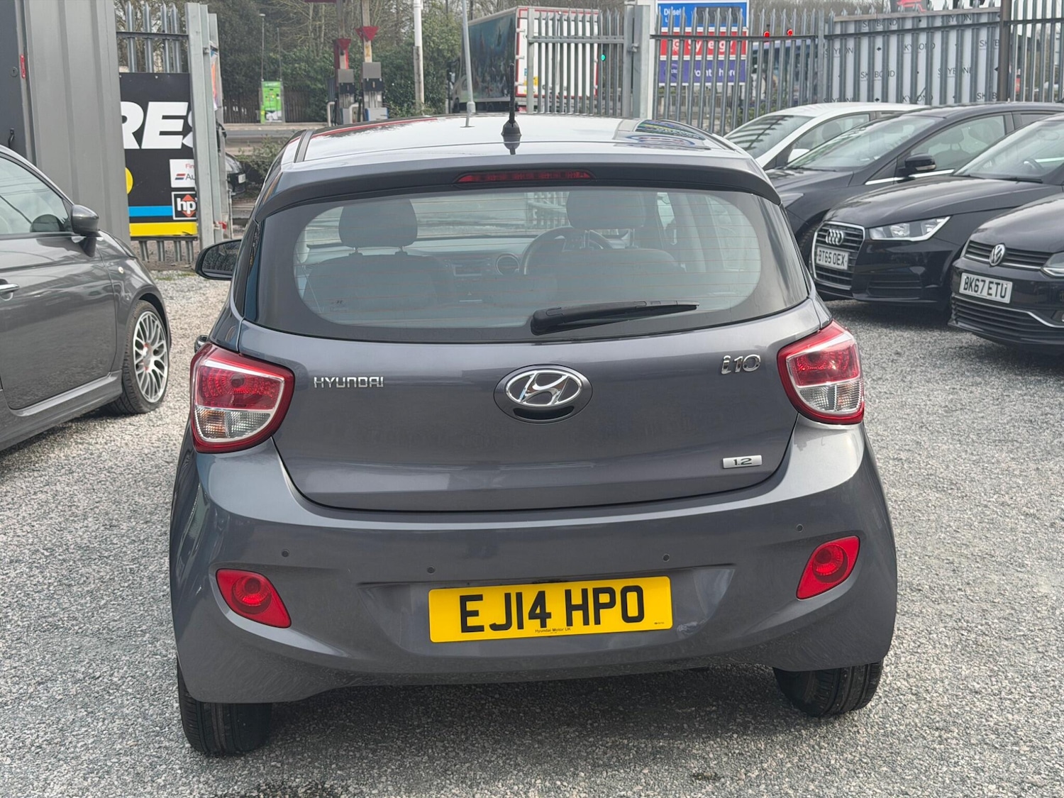 Used Hyundai i10 2014 for sale - 77993496: Photo 9