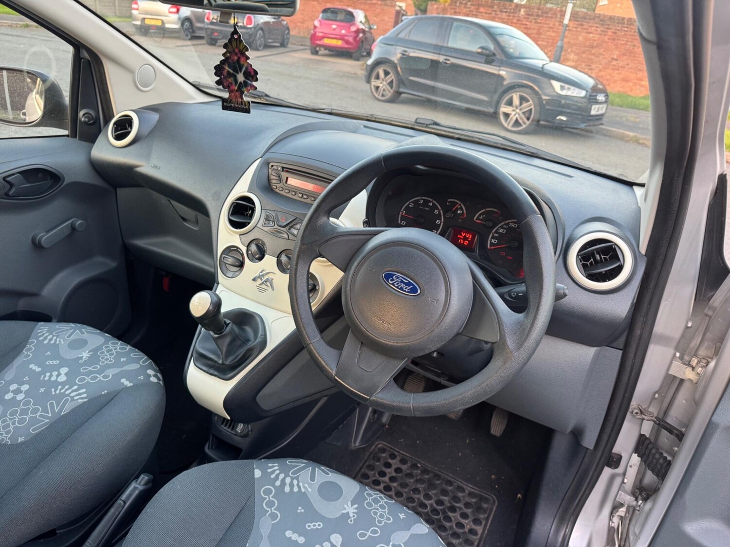 Used Ford Ka 2013 for sale - 78058228: Photo 14