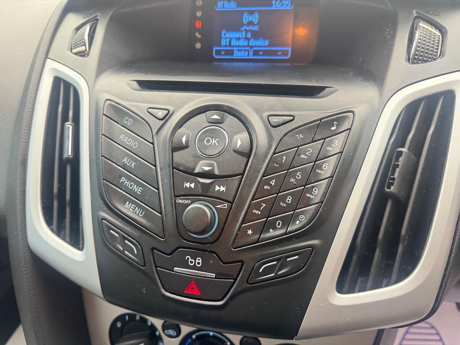 Used Ford Focus 2012 for sale - 77166458: Photo 22