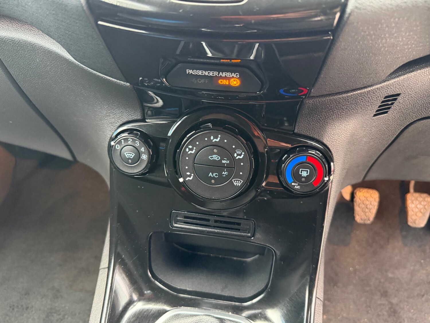 Used Ford Fiesta 2013 for sale - 77839454: Photo 21