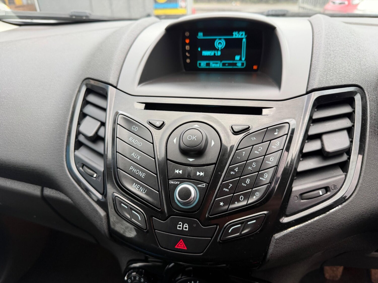 Used Ford Fiesta 2013 for sale - 77839454: Photo 30