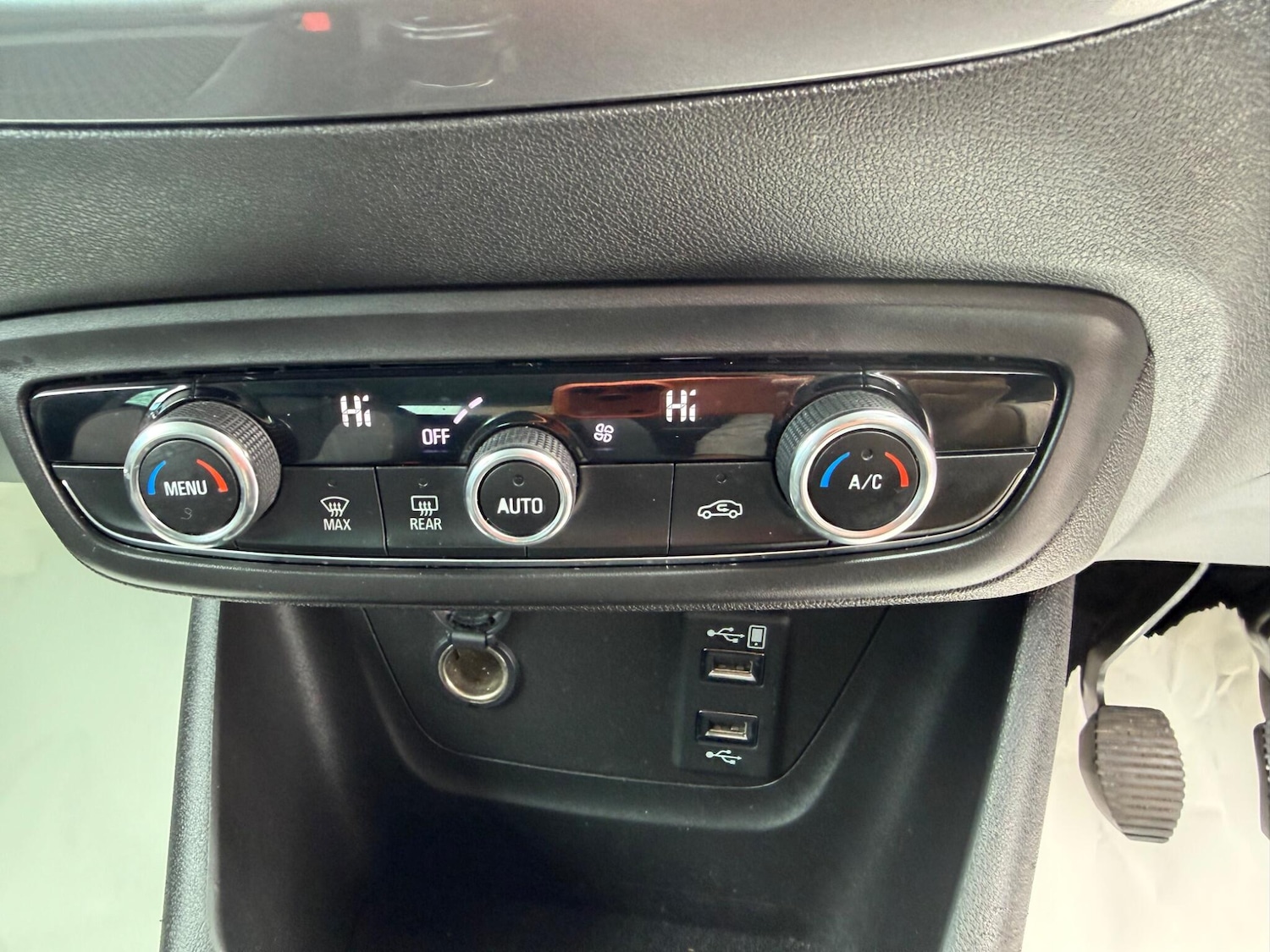 Used Vauxhall Crossland X 2019 for sale - 77993807: Photo 30