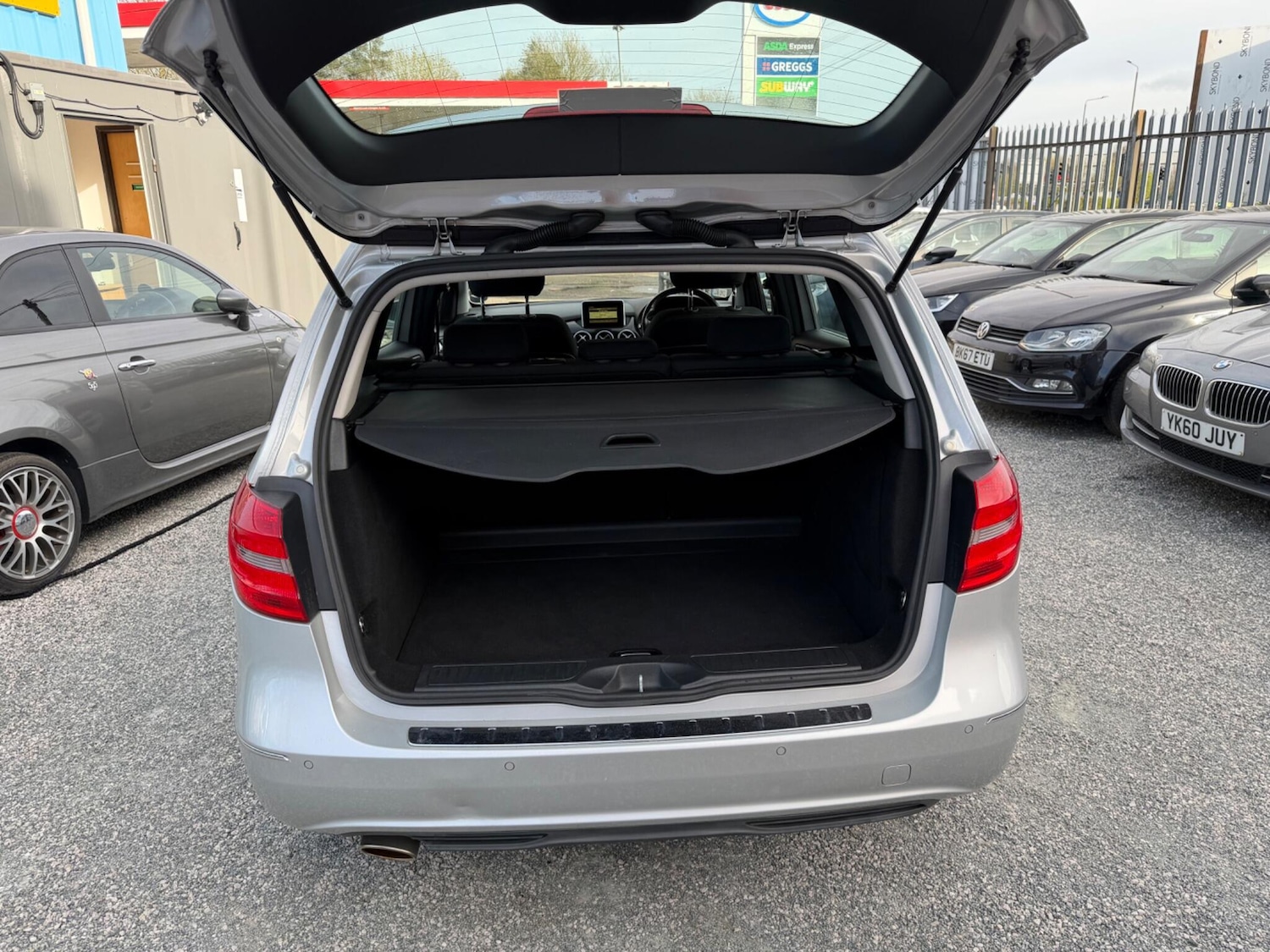 Used Mercedes-Benz B Class 2012 for sale - 78127697: Photo 38