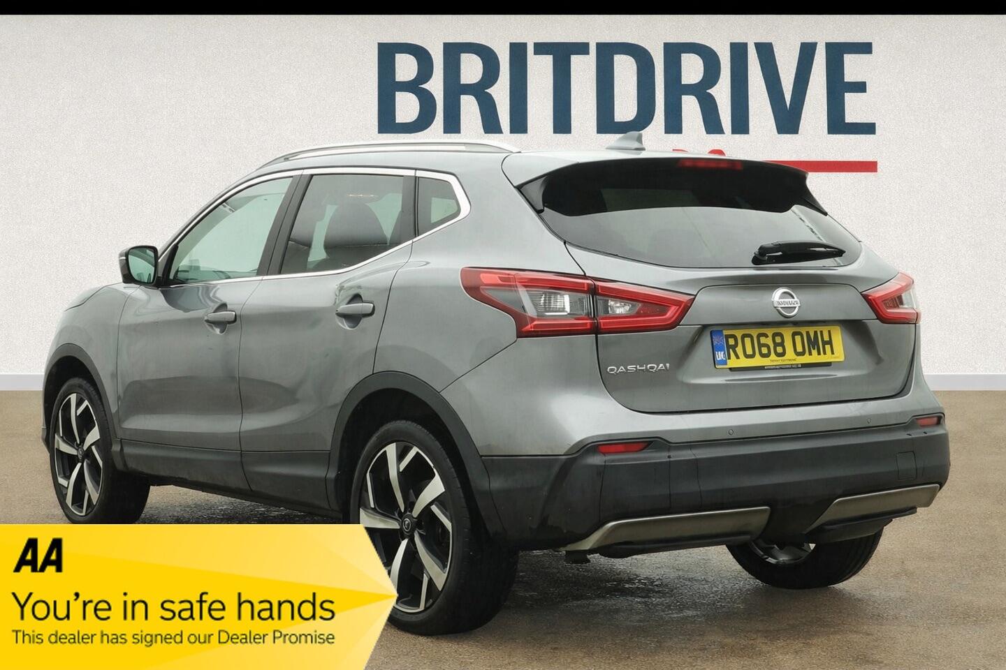 Used Nissan Qashqai for sale - 77166627: Photo 2