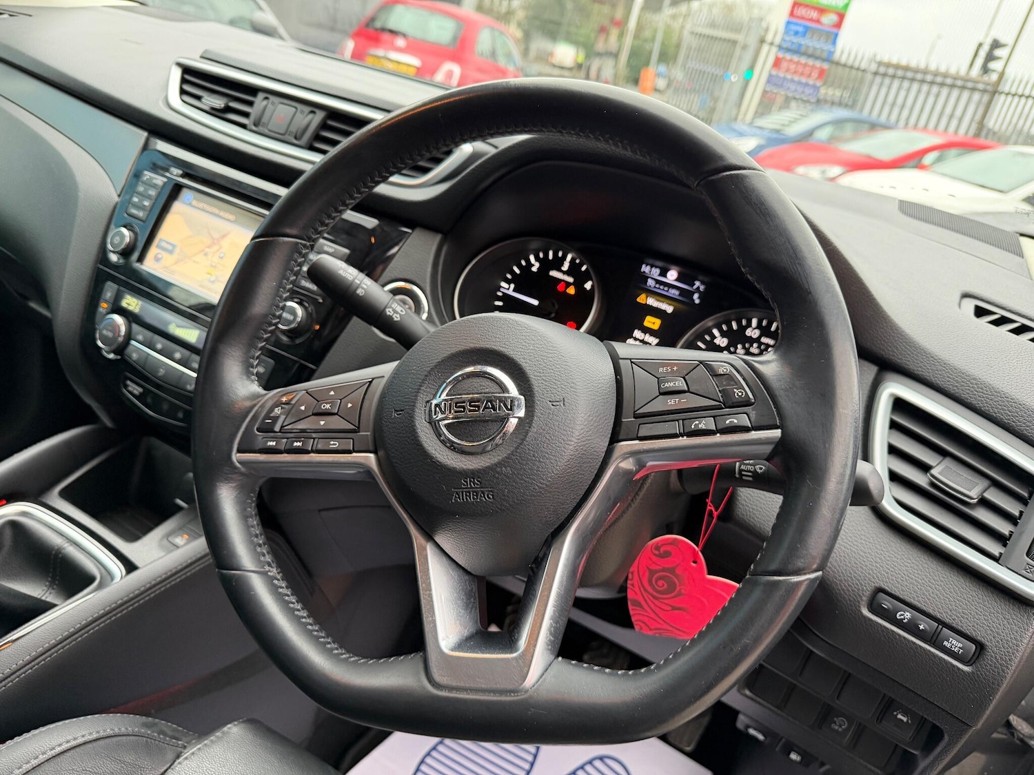 Used Nissan Qashqai 2018 for sale - 77166627: Photo 47