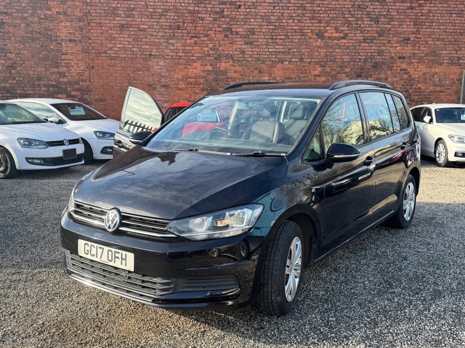 Used Volkswagen Touran for sale - 77752996: Photo 3