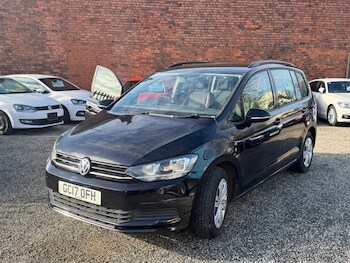 Used Volkswagen Touran 2017 for sale - 77752996: Photo