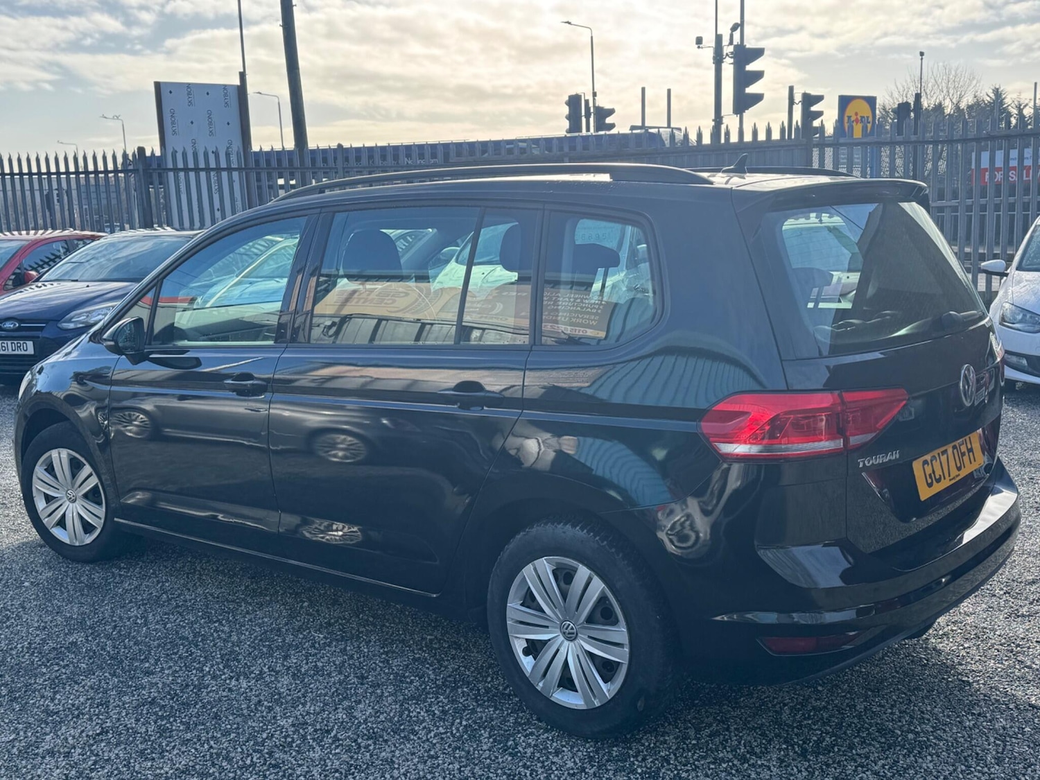 Used Volkswagen Touran for sale - 77752996: Photo 4