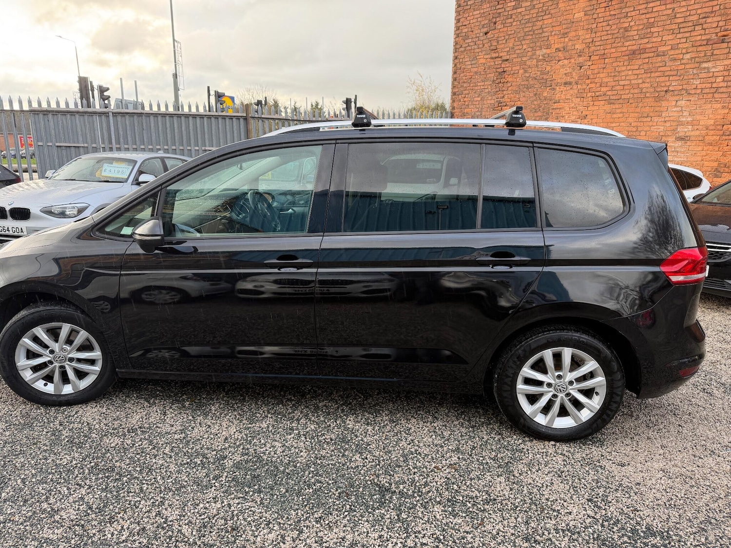 Used Volkswagen Touran 2016 for sale - 76786538: Photo 36