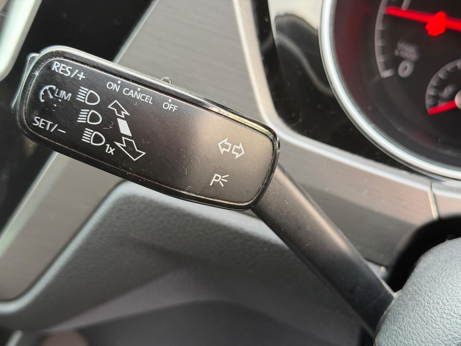 Used Volkswagen Touran 2016 for sale - 76786538: Photo 49