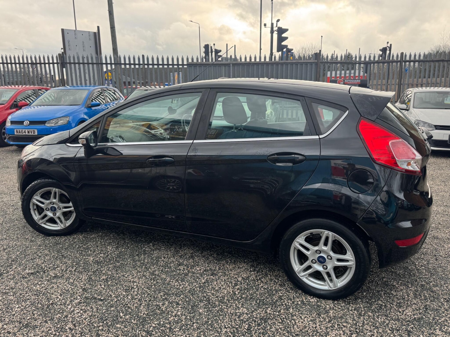 Used Ford Fiesta 2013 for sale - 77523984: Photo 11