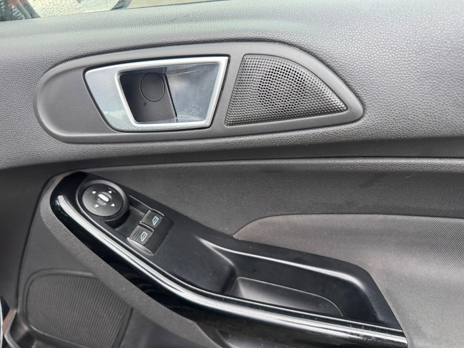 Used Ford Fiesta 2013 for sale - 77523984: Photo 30