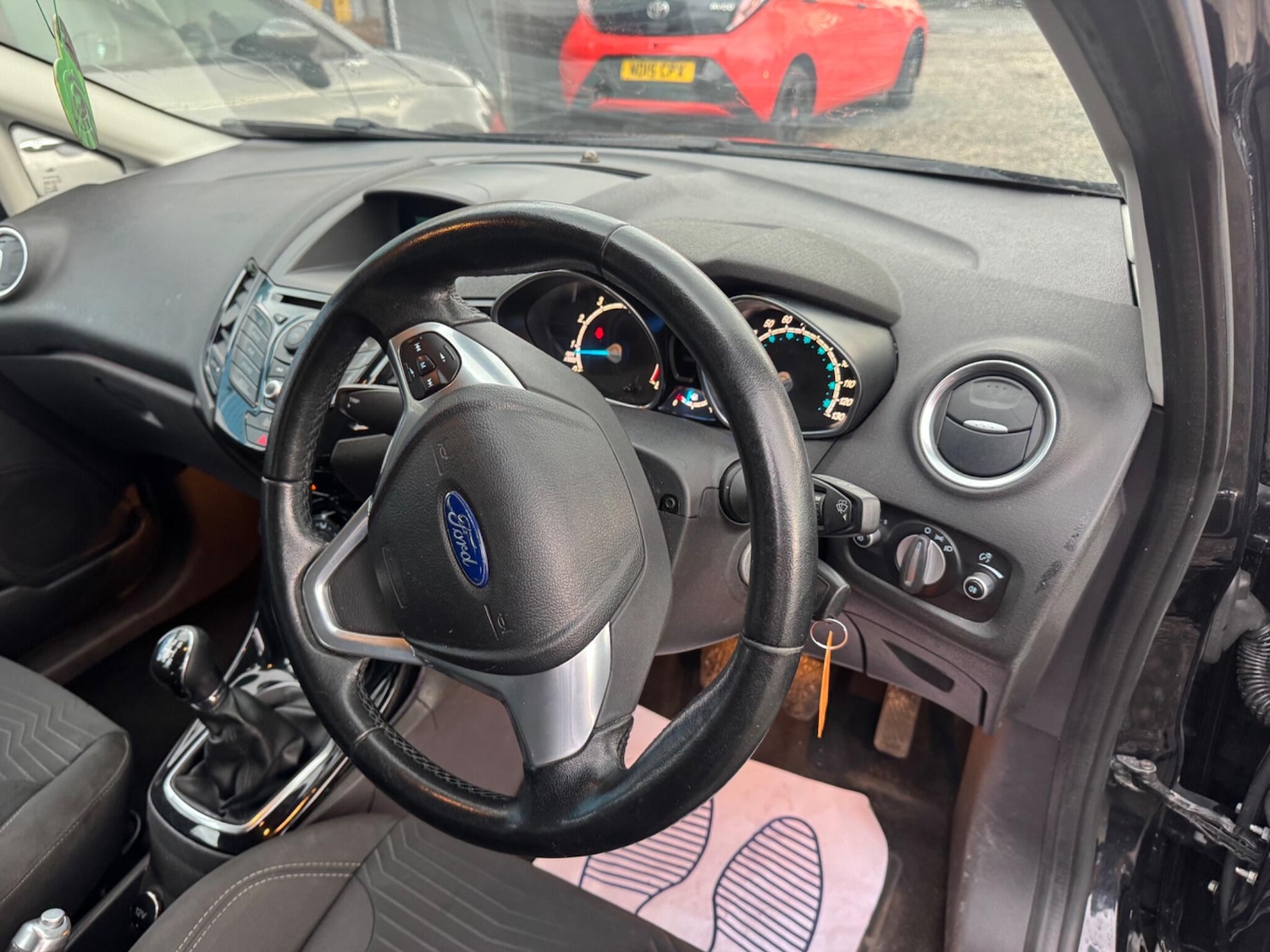 Used Ford Fiesta 2013 for sale - 77523984: Photo 35