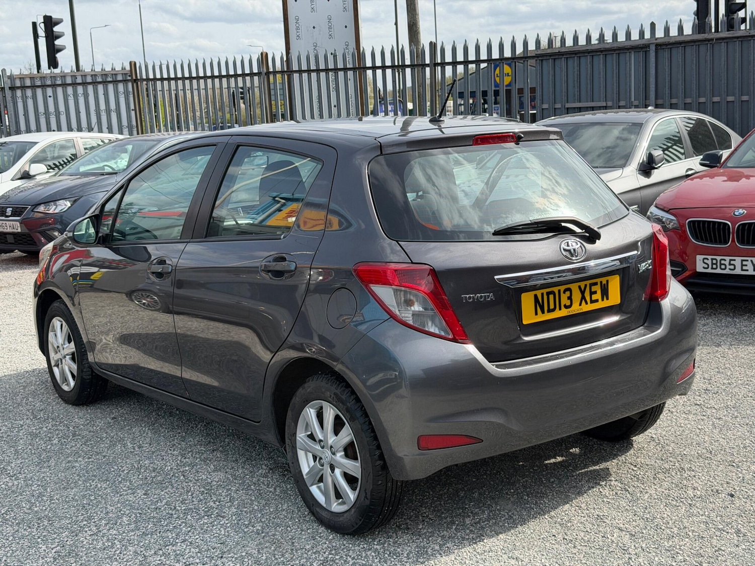 Used Toyota Yaris for sale - 78214730: Photo 3