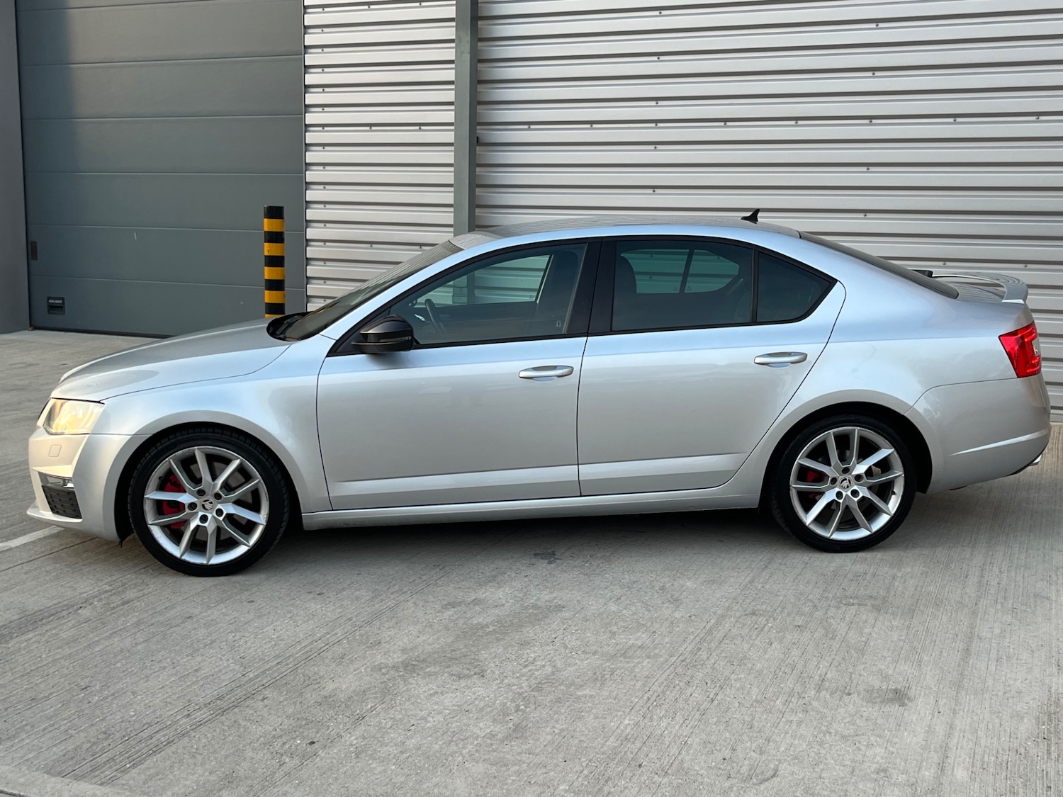 Used Skoda Octavia 2015 for sale - 76133119: Photo 4