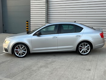Used Skoda Octavia 2015 for sale - 76133119: Photo 4