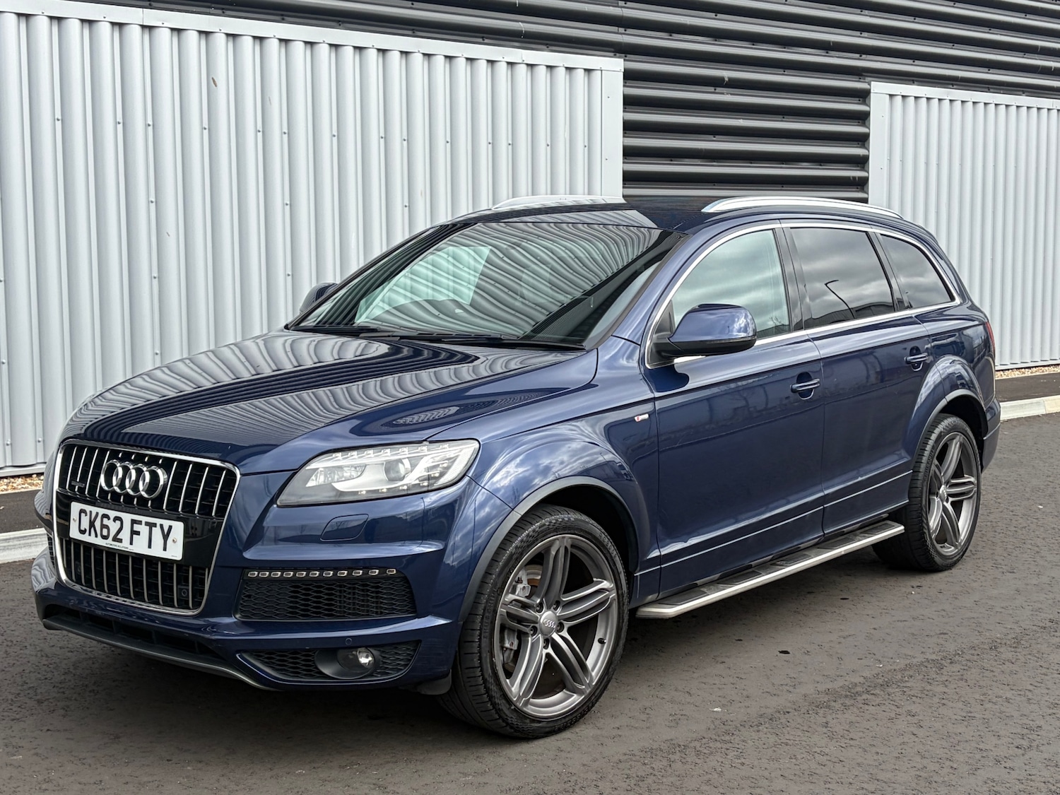 Used Audi Q7 2012 for sale - 78117063: Photo 2