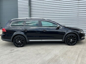 Used Volkswagen Passat 2014 for sale - 75695040: Photo