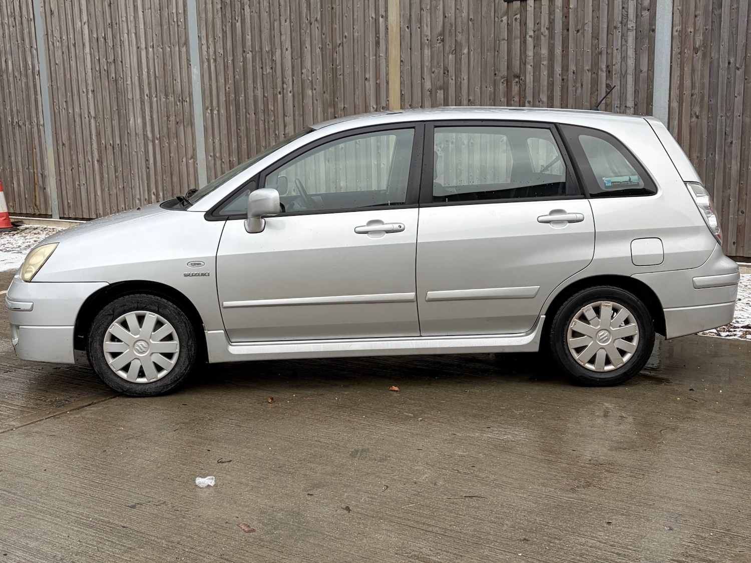 Used Suzuki Liana 2005 for sale - 77118505: Photo 4