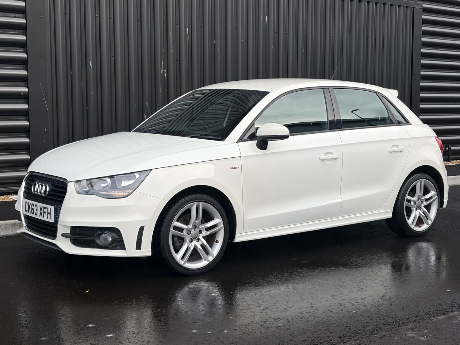 Used Audi A1 2014 for sale - 77705780: Photo 3