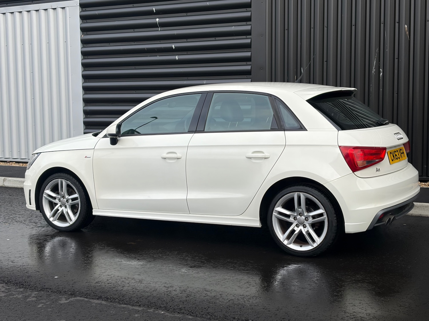 Used Audi A1 2014 for sale - 77705780: Photo 5