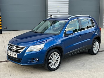 Volkswagen - Tiguan