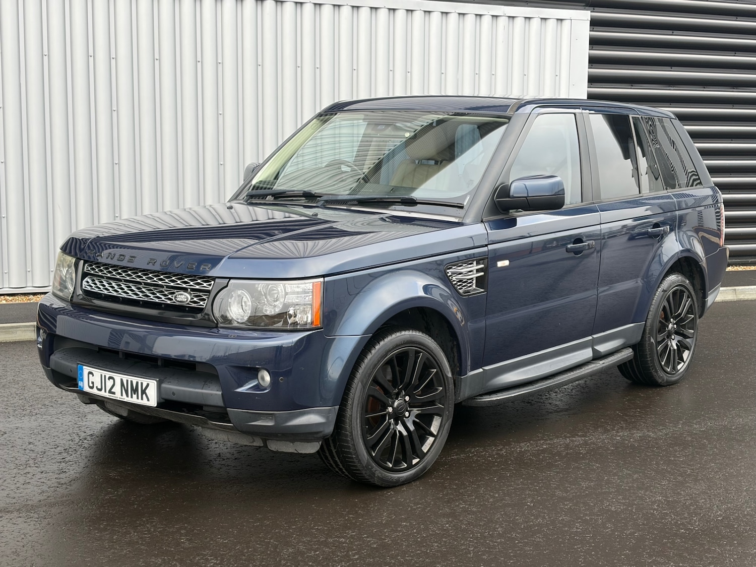 Used Land Rover Range Rover Sport 2012 for sale - 77558837: Photo 2