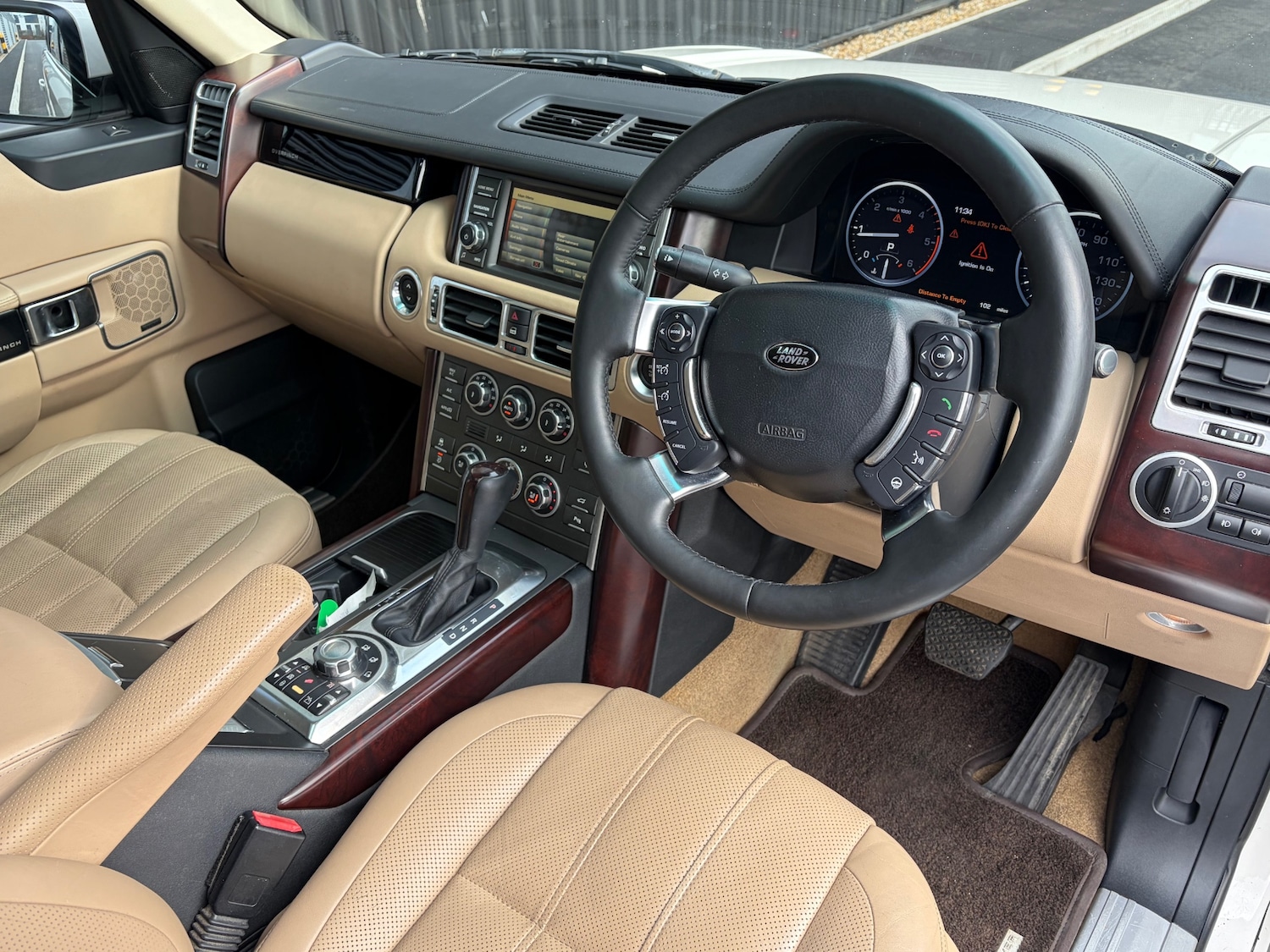 Used Land Rover Range Rover 2010 for sale - 77701937: Photo 16