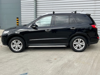 Used Hyundai Santa Fe 2010 for sale - 76246300: Photo 3