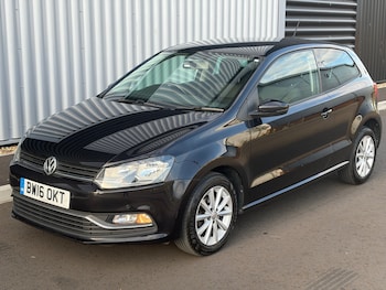 Used Volkswagen Polo 2016 for sale - 78501974: Photo