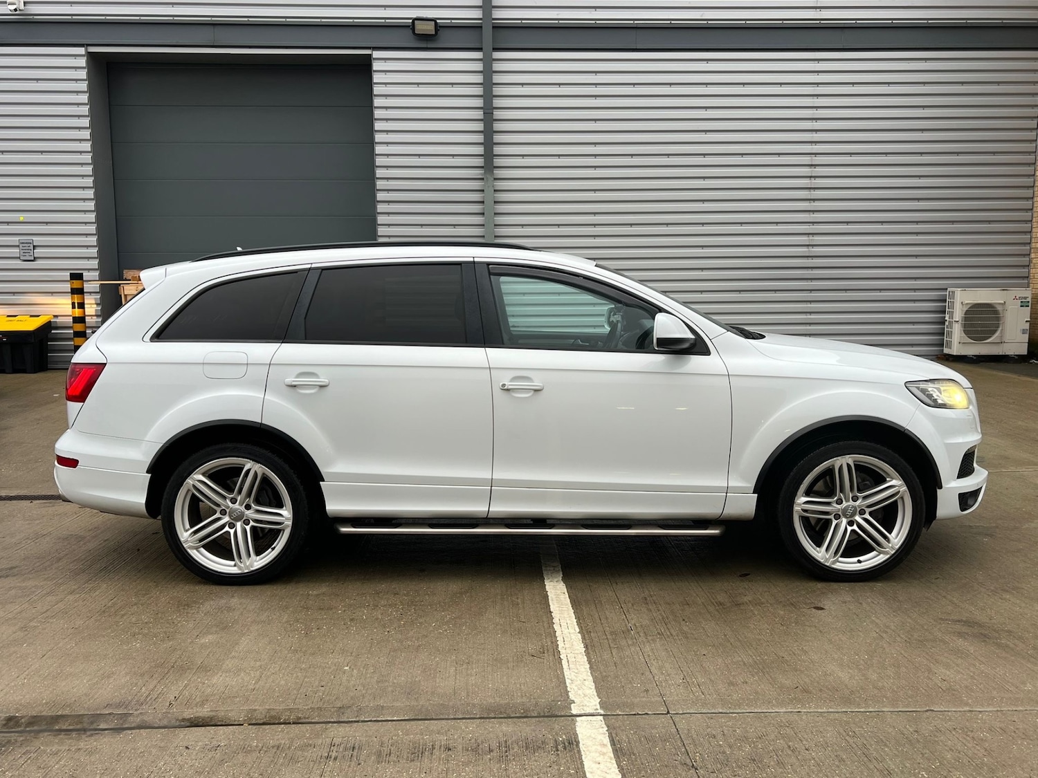 Used Audi Q7 2012 for sale - 77213876: Photo 14