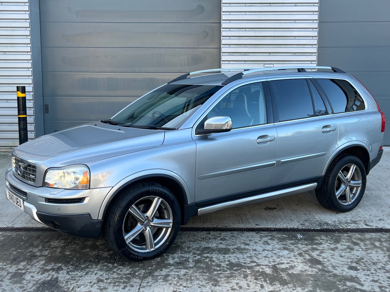 Used Volvo XC90 2010 for sale - 76649893: Photo 3