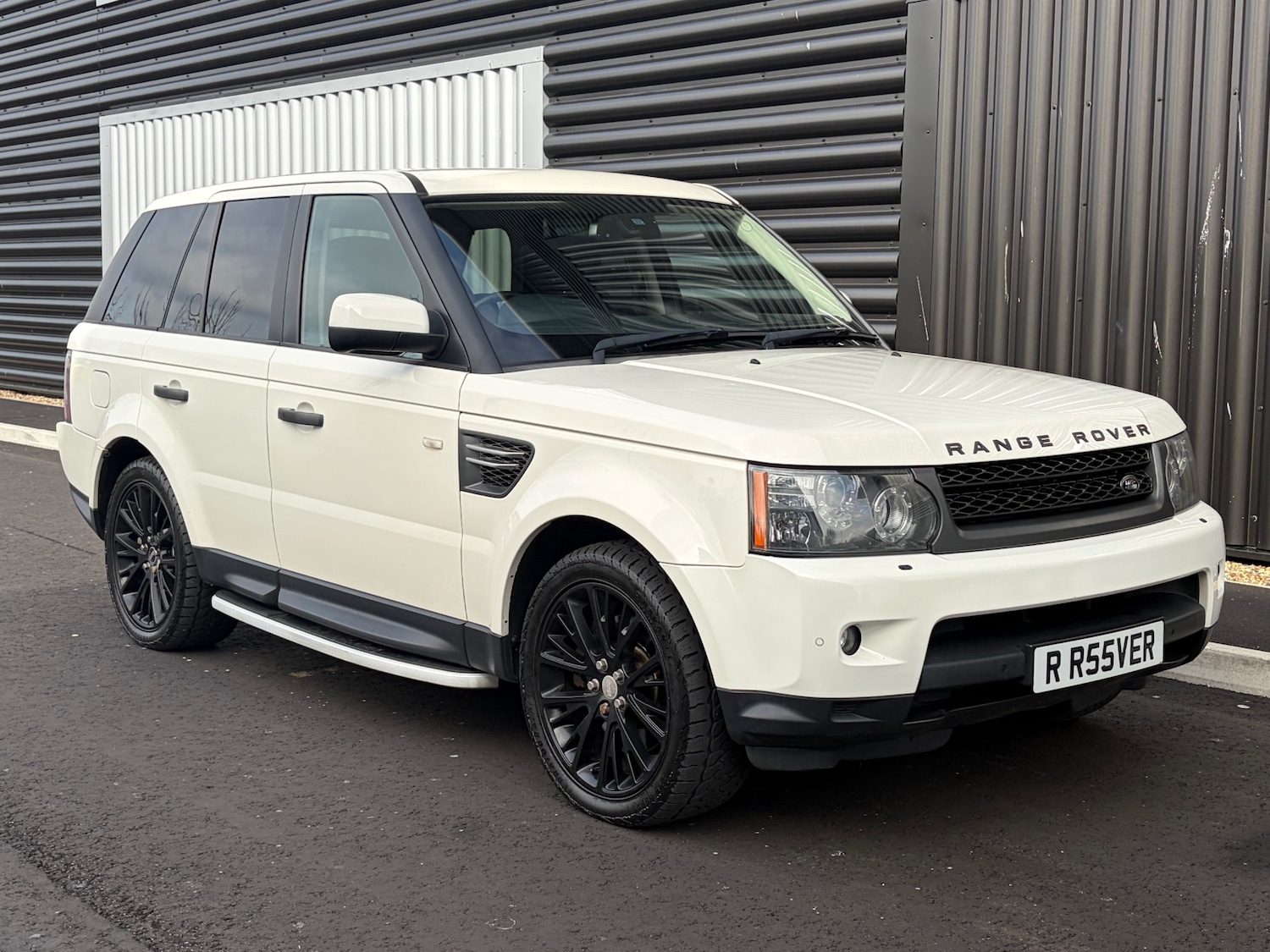 Used Land Rover Range Rover Sport 2010 for sale - 77695312: Photo 10