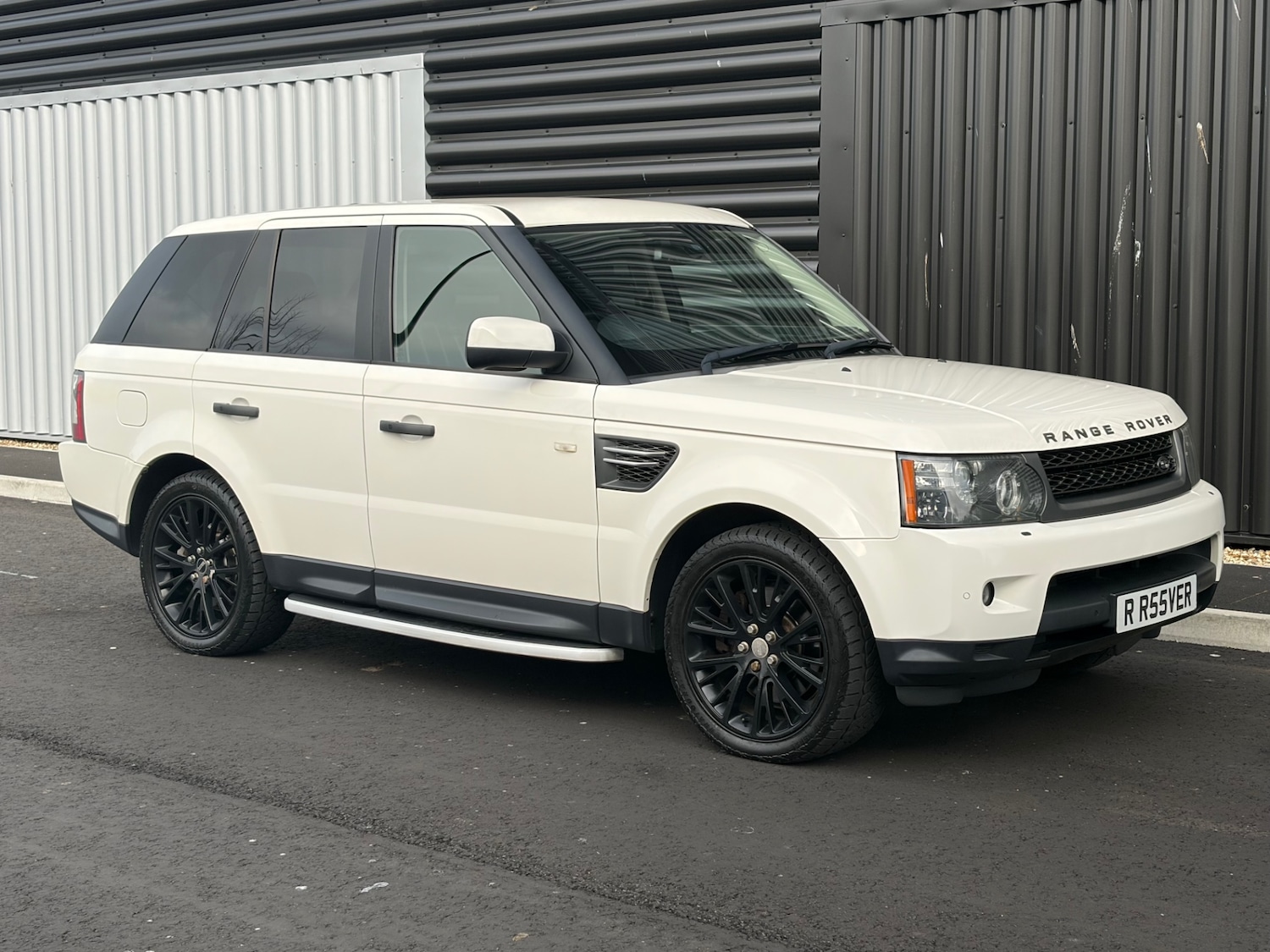 Used Land Rover Range Rover Sport 2010 for sale - 77695312: Photo 11