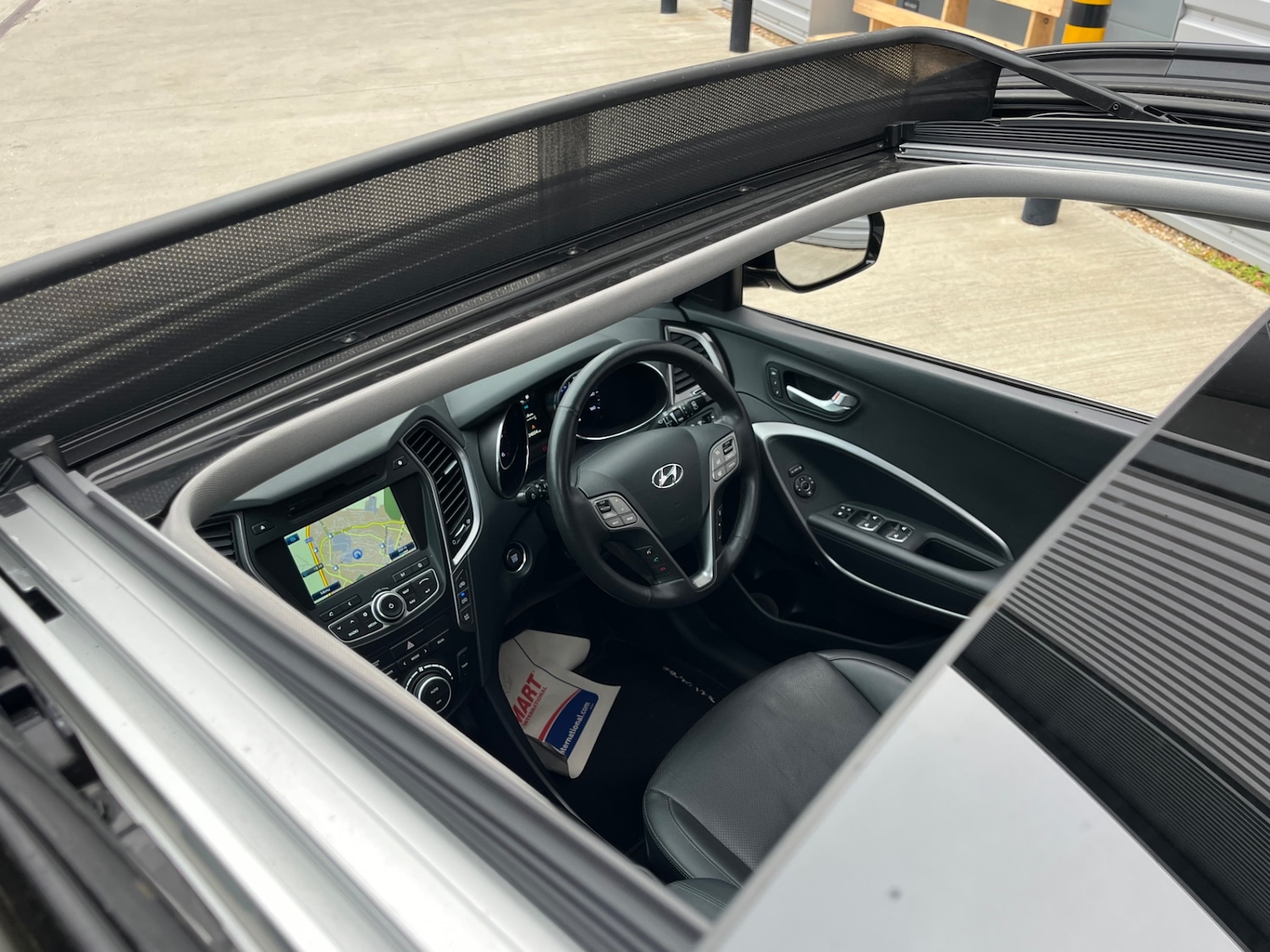 Used Hyundai Santa Fe 2015 for sale - 76440272: Photo 18