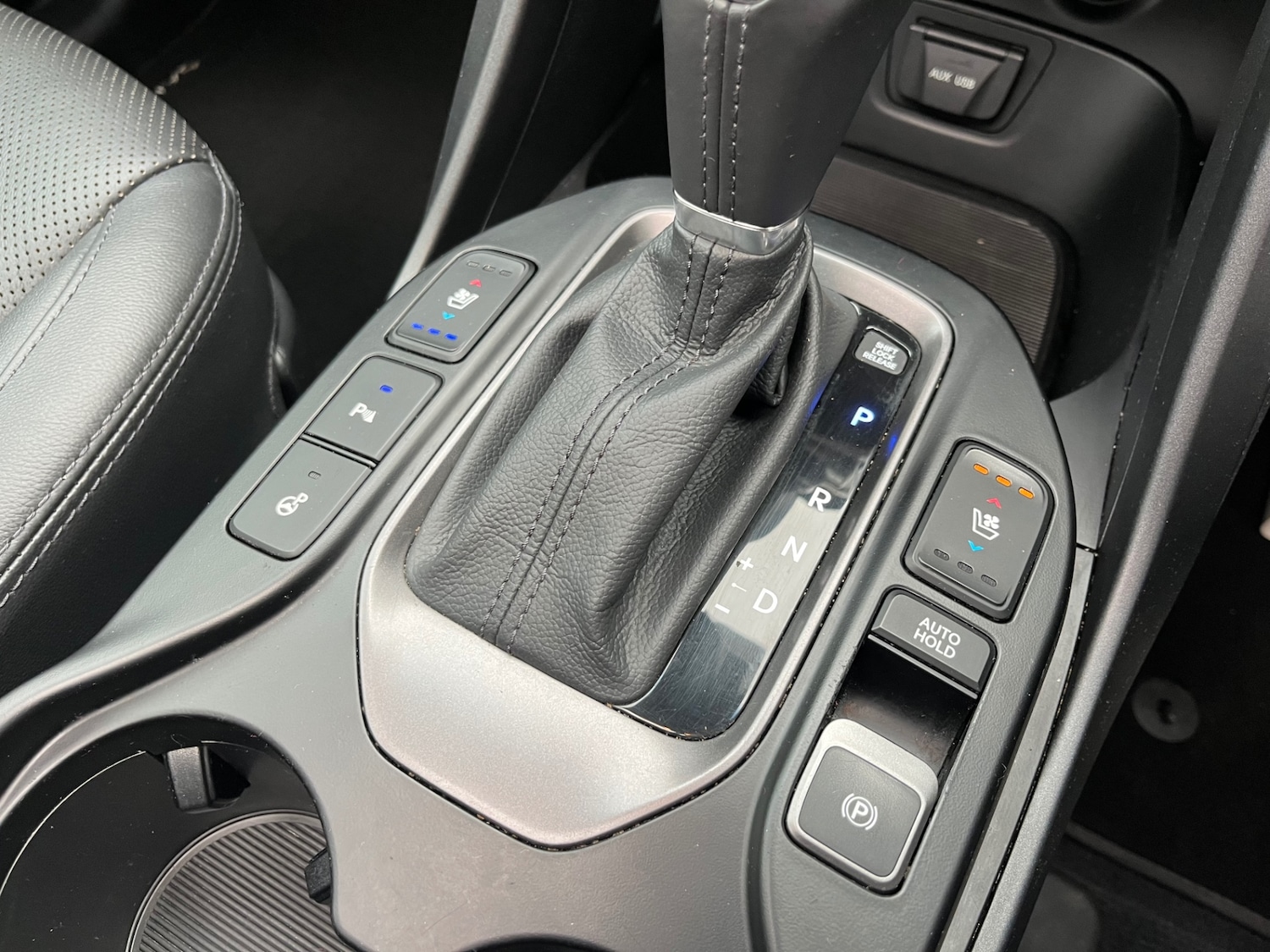 Used Hyundai Santa Fe 2015 for sale - 76440272: Photo 19