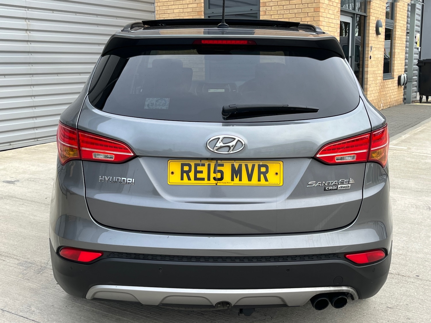 Used Hyundai Santa Fe 2015 for sale - 76440272: Photo 26